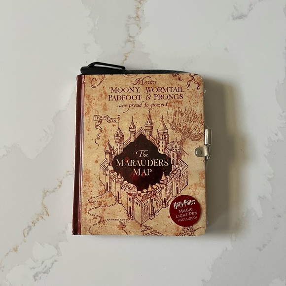 Harry Potter Marauders Map Diary and Magic Reveal Pen with Gadget Sticker NEW - Picture 1 of 5